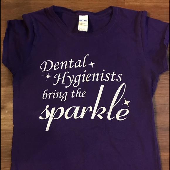 EUC T SHIRT - Picture 2 of 3